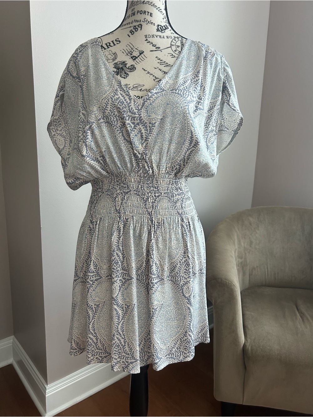 Splendid Light Silver and Blue Paisley Mini Dress (XS)